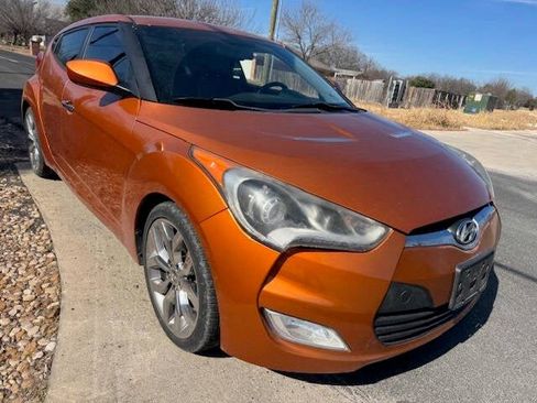 Used 2014 Hyundai Veloster RE:FLEX Edition image 7