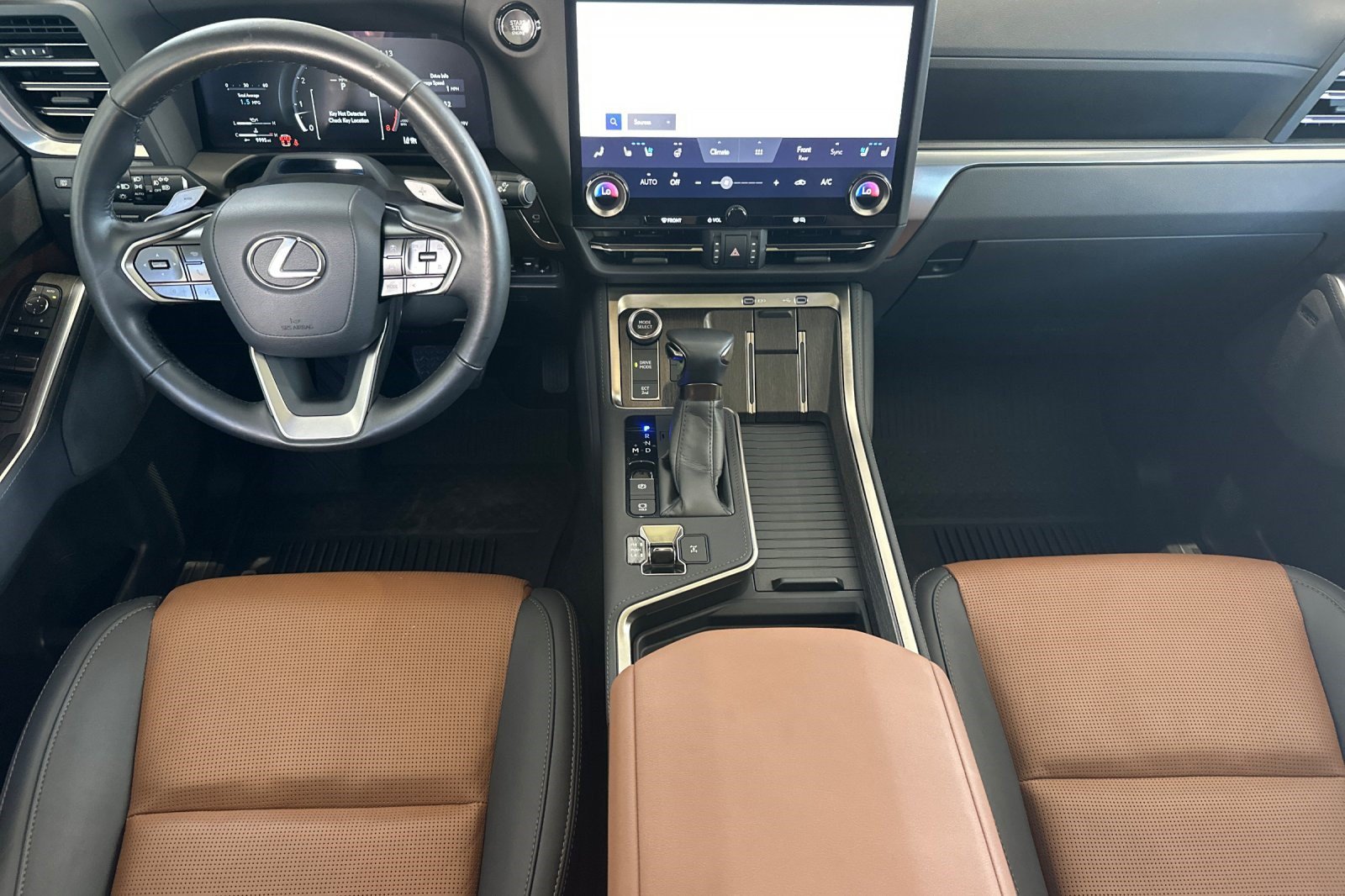 Certified 2024 Lexus GX 550 w/ Cold Area Package AWD/4WD image 17