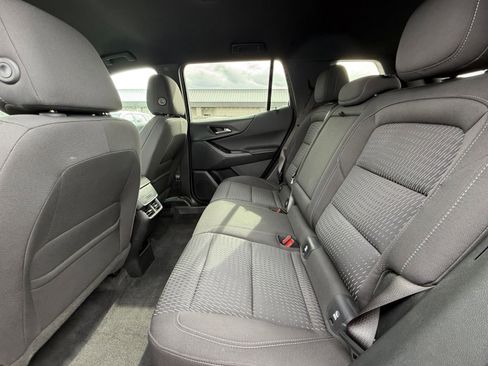 Used 2025 Chevrolet Equinox LT image 25