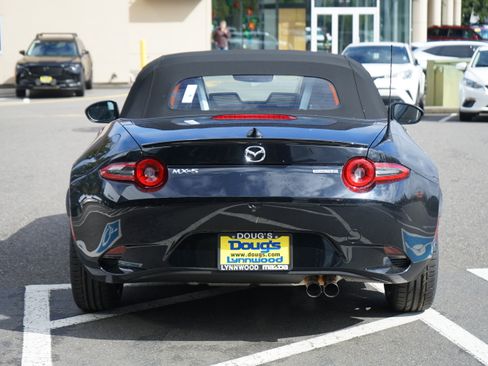 New 2026 MAZDA MX-5 Miata Club RWD image 4