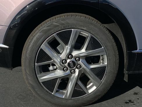 New 2026 Cadillac Optiq Luxury 1 image 45