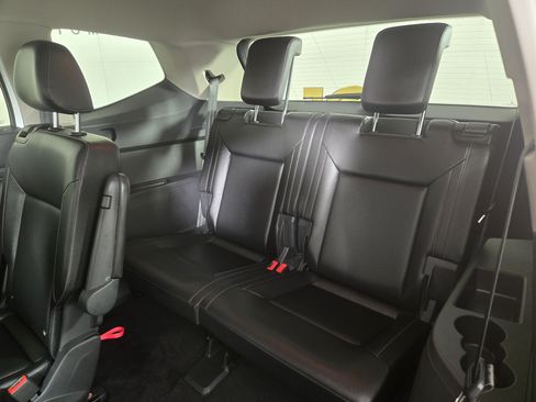 Used 2018 Volkswagen Atlas SE AWD/4WD image 13