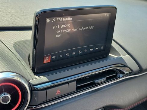 Used 2018 MAZDA MX-5 Miata Grand Touring image 27