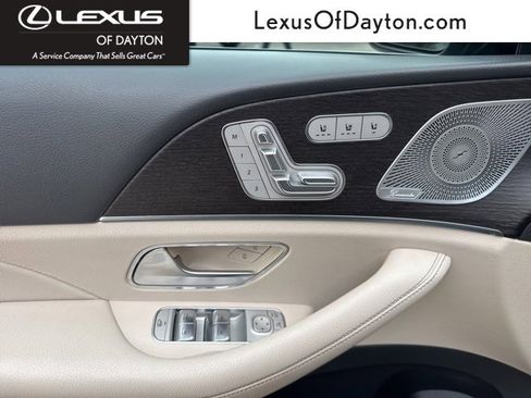 Used 2020 Mercedes-Benz GLS 450 4MATIC image 12