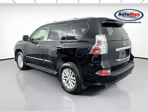 Used 2017 Lexus GX 460 image 6