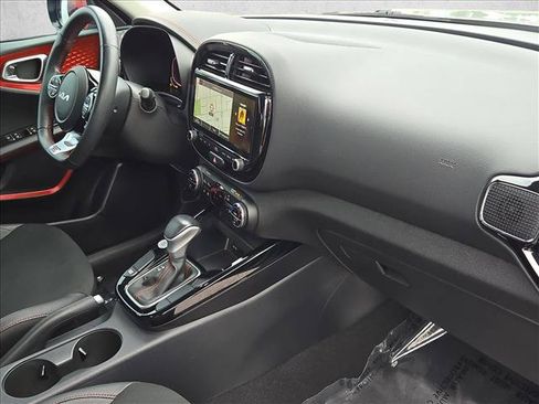 Used 2023 Kia Soul GT-Line FWD image 22