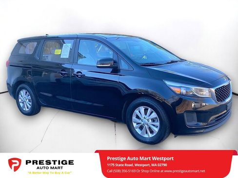 Used 2018 Kia Sedona L image 1