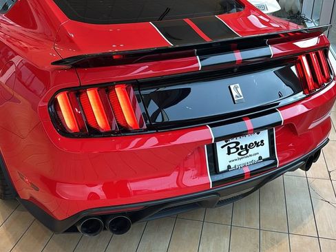 Used 2017 Ford Mustang Shelby GT350 RWD image 27