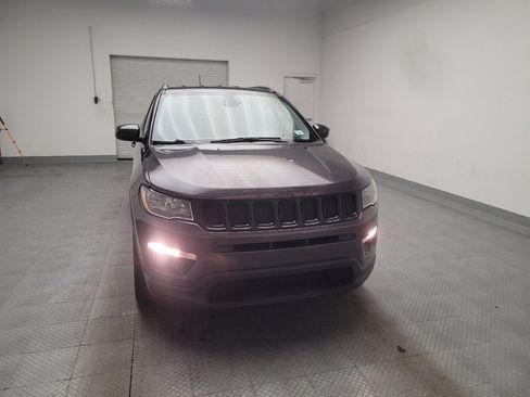 Used 2020 Jeep Compass Latitude FWD image 14