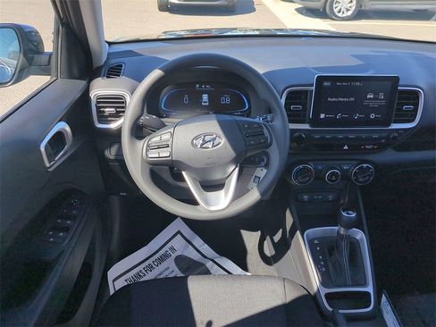 New 2026 Hyundai Venue SE image 16