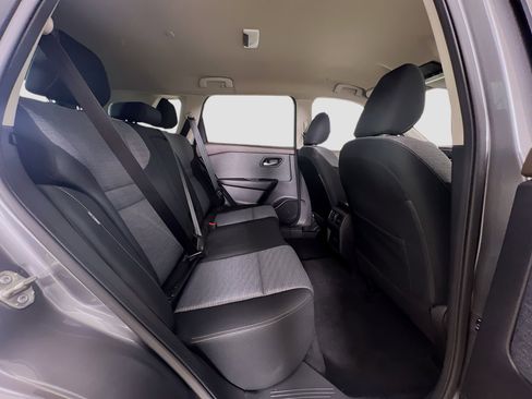 Used 2023 Nissan Rogue SV image 26