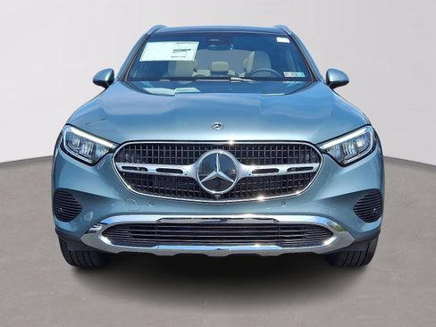 New 2026 Mercedes-Benz GLC 300 4MATIC image 2
