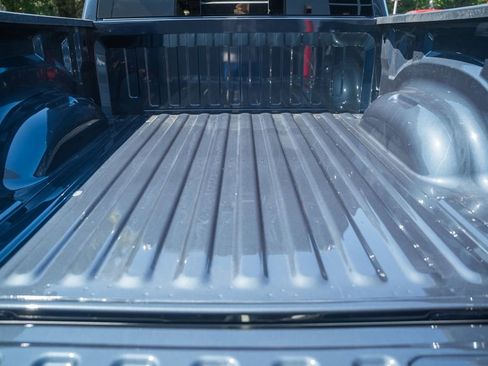 New 2026 RAM 1500 Laramie AWD/4WD image 11