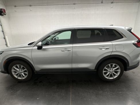Used 2025 Honda CR-V EX-L image 6