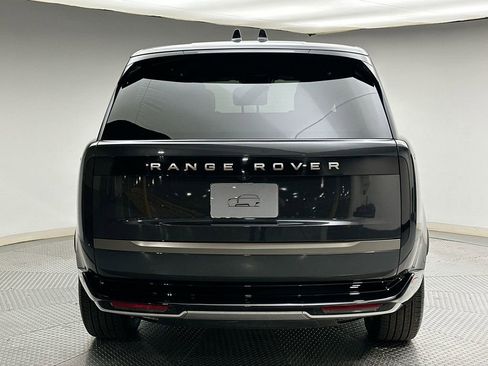 Certified 2025 Land Rover Range Rover SE AWD/4WD image 12