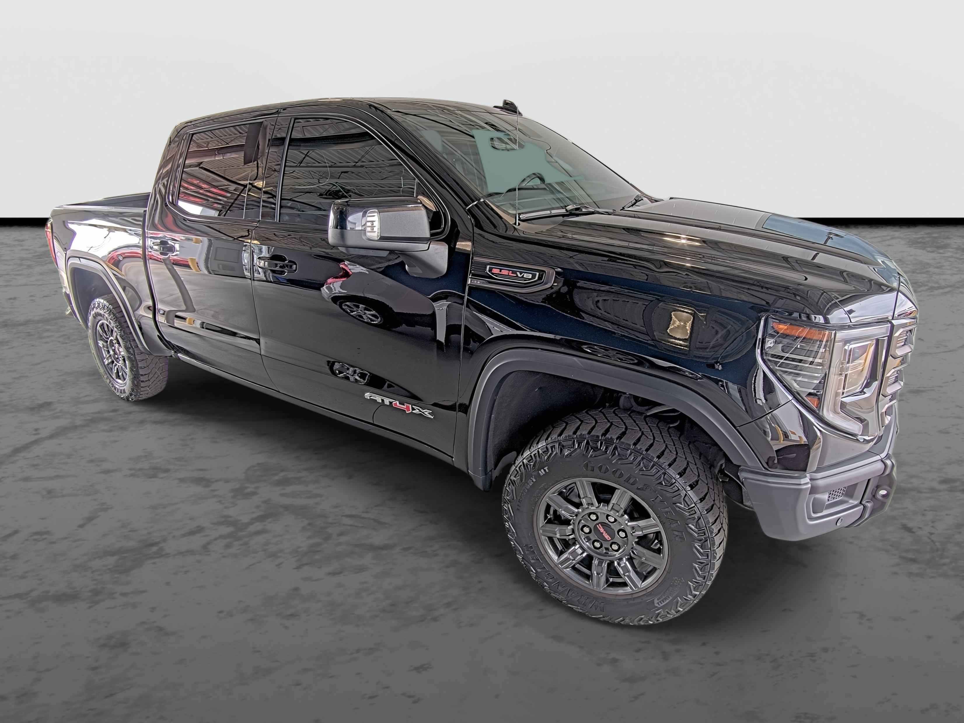 Used 2024 GMC Sierra 1500 AT4X AWD/4WD image 4