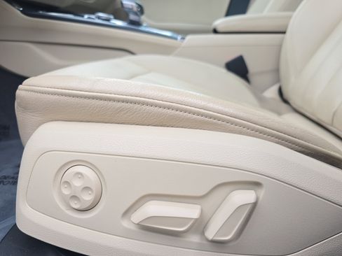 Used 2018 Audi A4 2.0T Premium Plus w/ Premium Plus Package image 26