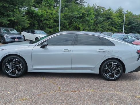 Used 2025 Kia K5 GT-Line w/ GT-Line Premium Package FWD image 8