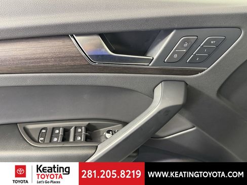 Used 2025 Audi Q5 2.0T Premium image 21