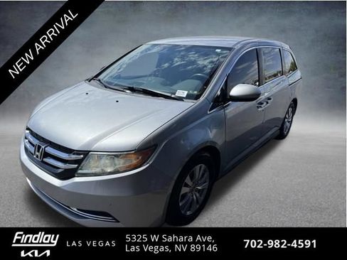 Used 2016 Honda Odyssey SE image 1