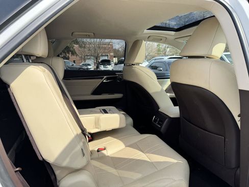 Used 2018 Lexus RX 350L Luxury w/ Accessory Package image 28