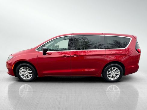 New 2026 Chrysler Voyager LX FWD image 3