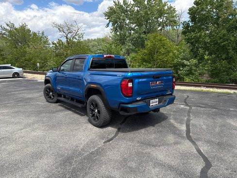 Used 2023 GMC Canyon Elevation w/ Convenience Package AWD/4WD image 5