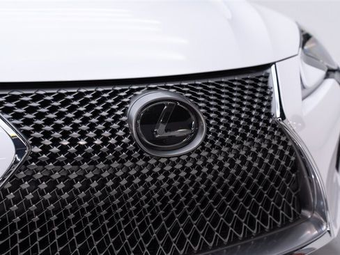 Used 2022 Lexus LC 500 Convertible w/ Touring Package RWD image 19