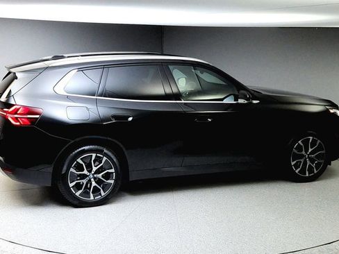 Used 2025 BMW X3 xDrive30i w/ Premium Package image 16