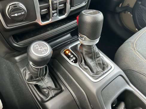 New 2026 Jeep Gladiator Sport image 15