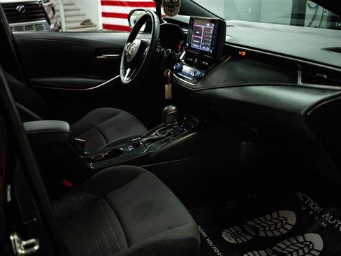 Used 2022 Toyota Corolla SE w/ Carpet Mat Package (TMS) FWD image 13