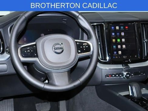 Used 2025 Volvo XC60 B5 Plus AWD/4WD image 19