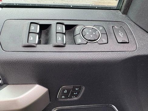 Used 2022 Ford F250 Lariat w/ Tremor Off-Road Package image 22