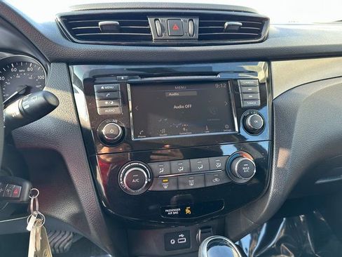 Used 2019 Nissan Rogue Sport S w/ Appearance Package image 23