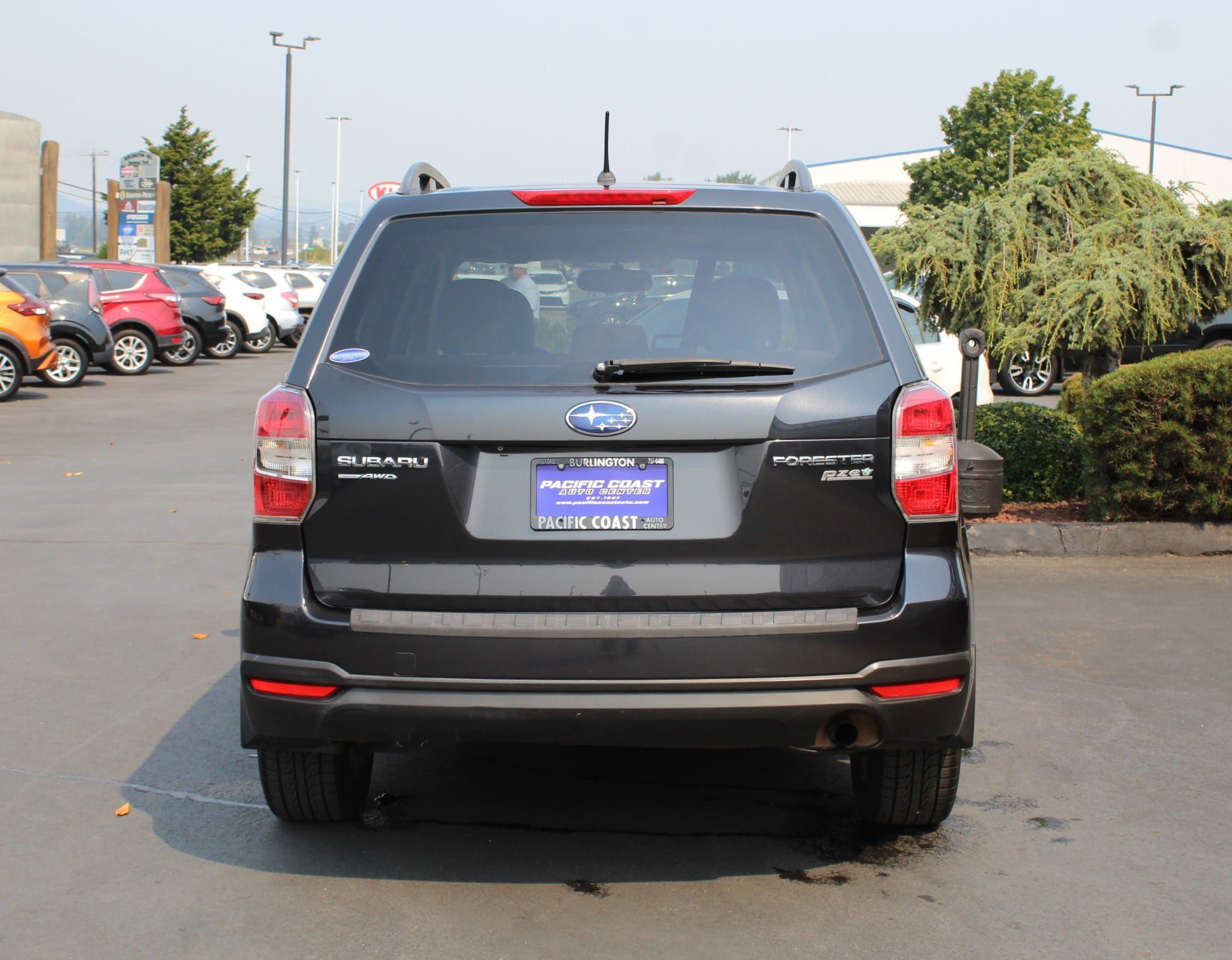 Used 2014 Subaru Forester 2.5i Premium w/ All-Weather Package AWD/4WD image 5
