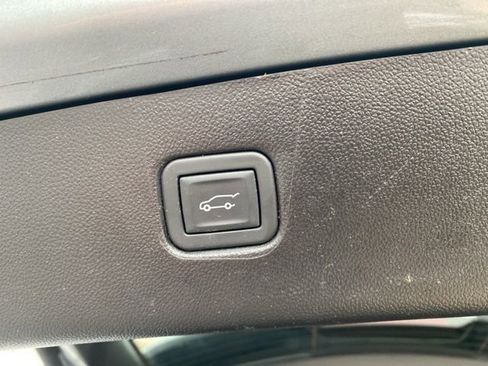 Used 2024 Chevrolet Blazer LT w/ Convenience Package image 25