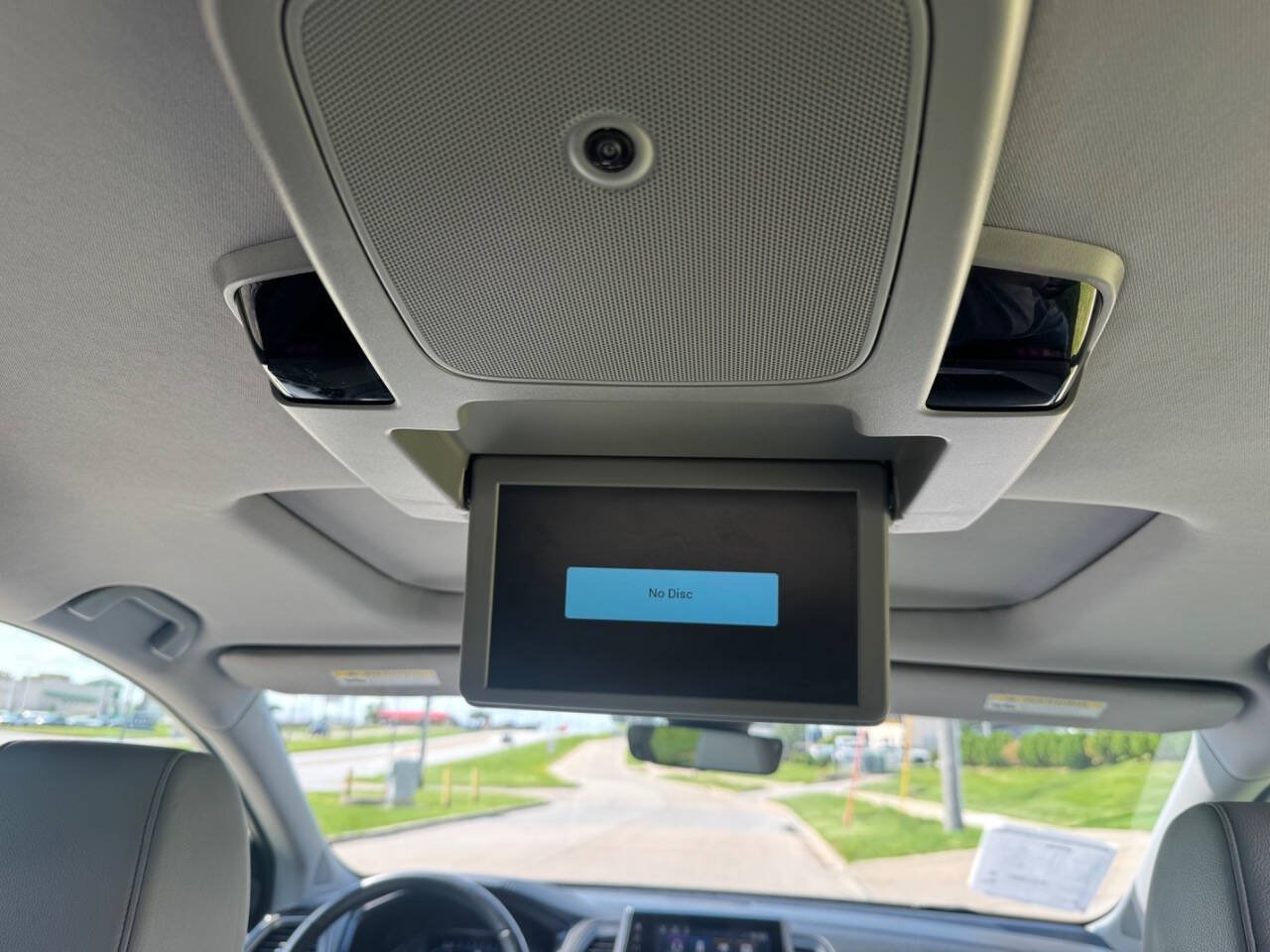 Used 2023 Honda Odyssey Touring image 17