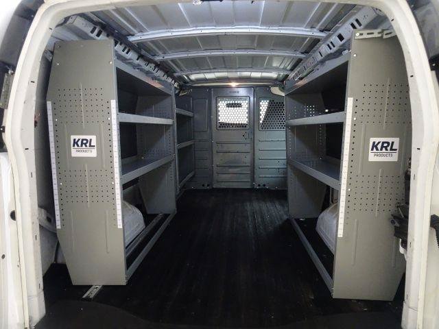 Used 2018 Chevrolet Express 2500 w/ Driver Convenience Package RWD image 15
