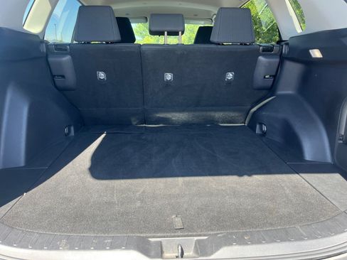 Used 2025 Toyota RAV4 LE AWD/4WD image 26