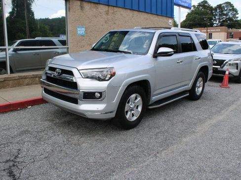 Used 2018 Toyota 4Runner Limited RWD image 3