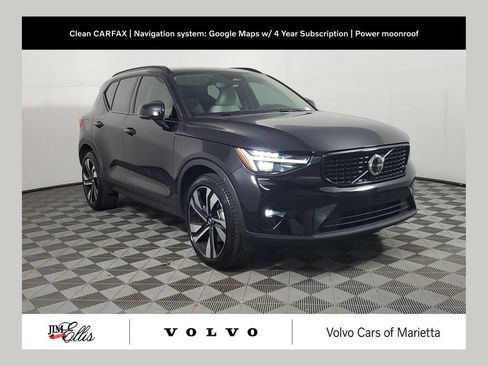 Used 2025 Volvo XC40 B5 Ultra w/ Protection Package AWD/4WD image 1