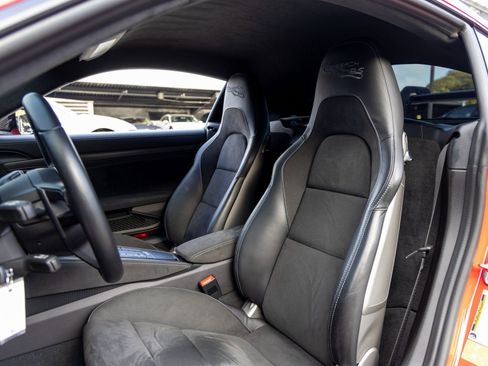 Certified 2023 Porsche 718 Cayman GT4 RS image 5