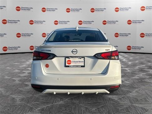 New 2025 Nissan Versa SR w/ Trunk Package image 4