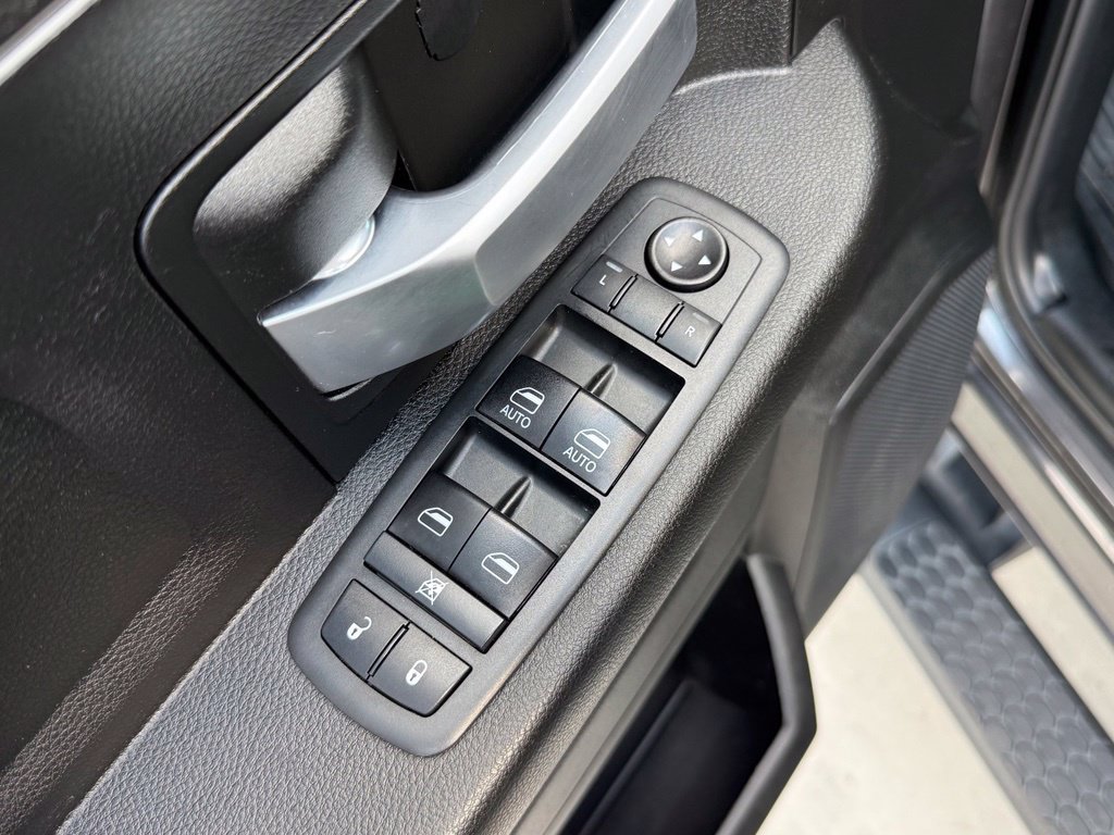 Used 2019 RAM 2500 Tradesman AWD/4WD image 17