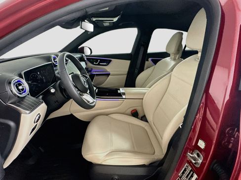 Used 2026 Mercedes-Benz GLC 300 4MATIC image 13