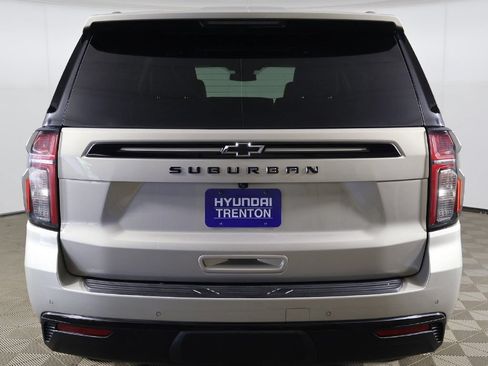 Used 2023 Chevrolet Suburban Z71 AWD/4WD image 14