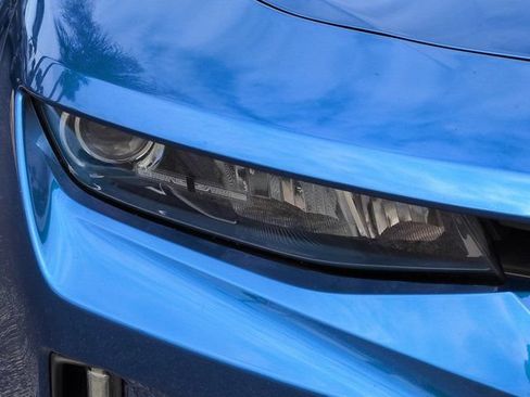 Used 2018 Chevrolet Camaro LT RWD image 10