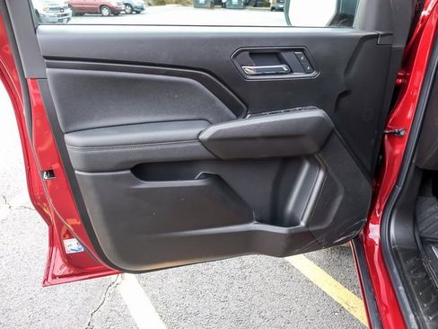 New 2026 Chevrolet Colorado LT image 12