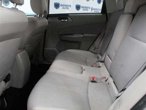 Used 2011 Subaru Forester 2.5X Premium image 16