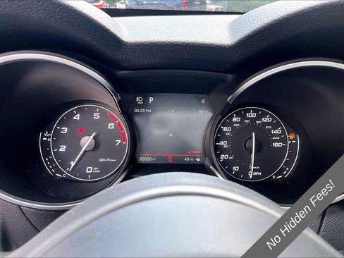 Used 2018 Alfa Romeo Stelvio Sport w/ Quick Order Package 22J Sport AWD/4WD image 18